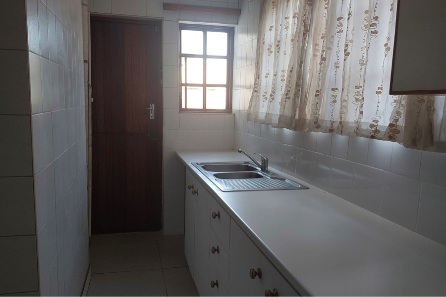 3 Bedroom Property for Sale in Uitenhage Upper Central Eastern Cape